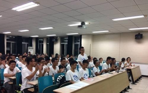 『求职』大学4大“夕阳”专业，看似热门，实则市场饱和，学姐：建议别报