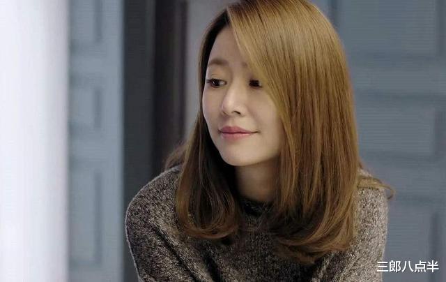 林心如|9年前林心如为自己制作了一部电视，才貌无双，全剧男人都爱她