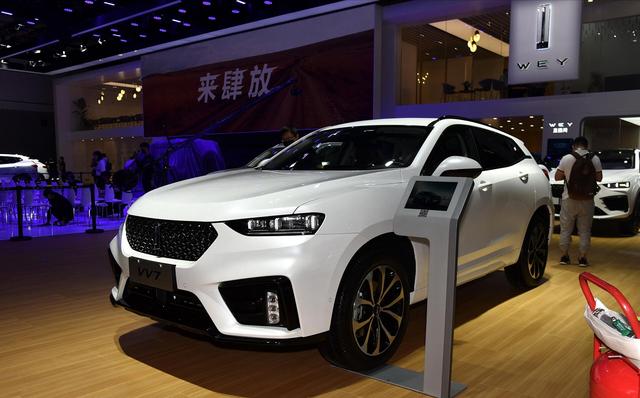 SUV|高颜值国产SUV也发飙！2.0T+四驱，猛降3万，新VV7这次真霸气！