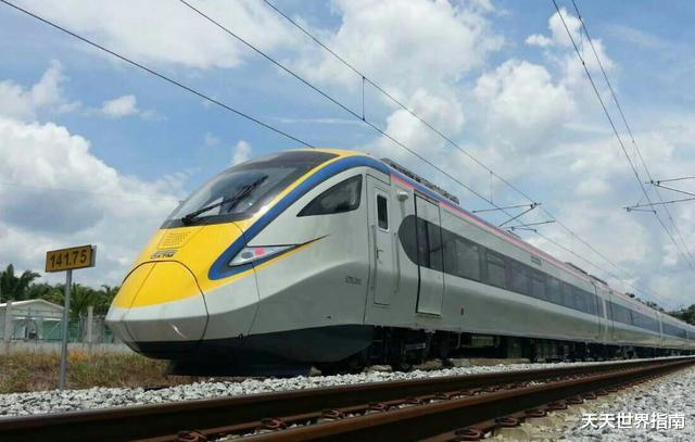 马来西亚|争当中国“小兄弟”,不仅进口中国药品,还送来784亿订单