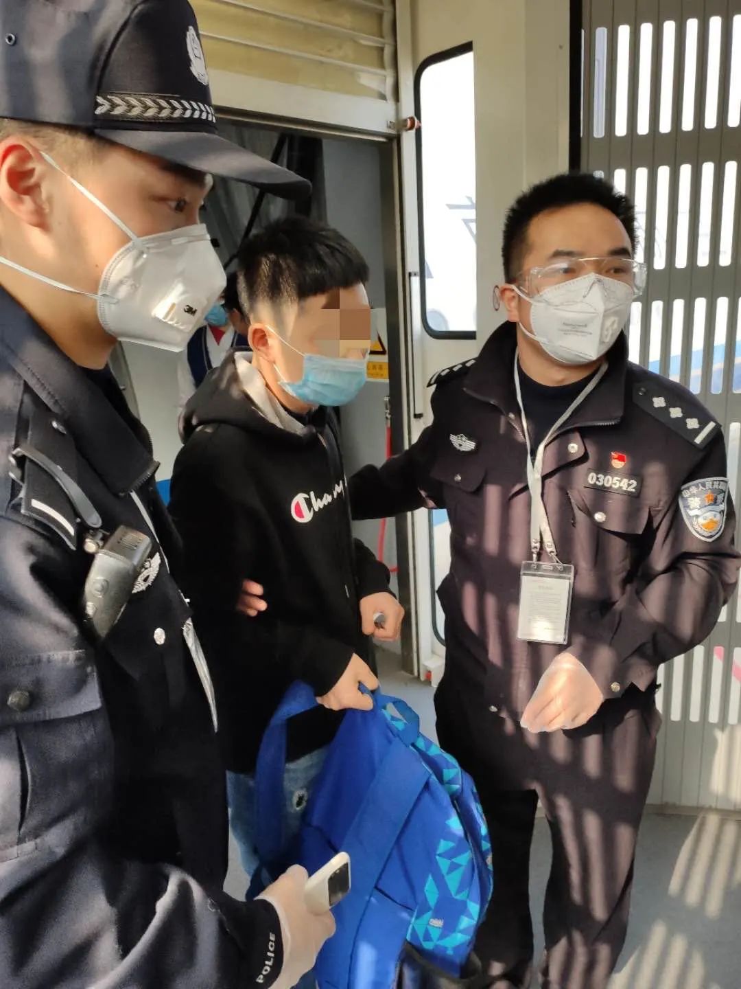 法治西安|被老乡骗到东南亚的“杀猪盘”业务员亲历:逃跑被抓遭打至满脸出血