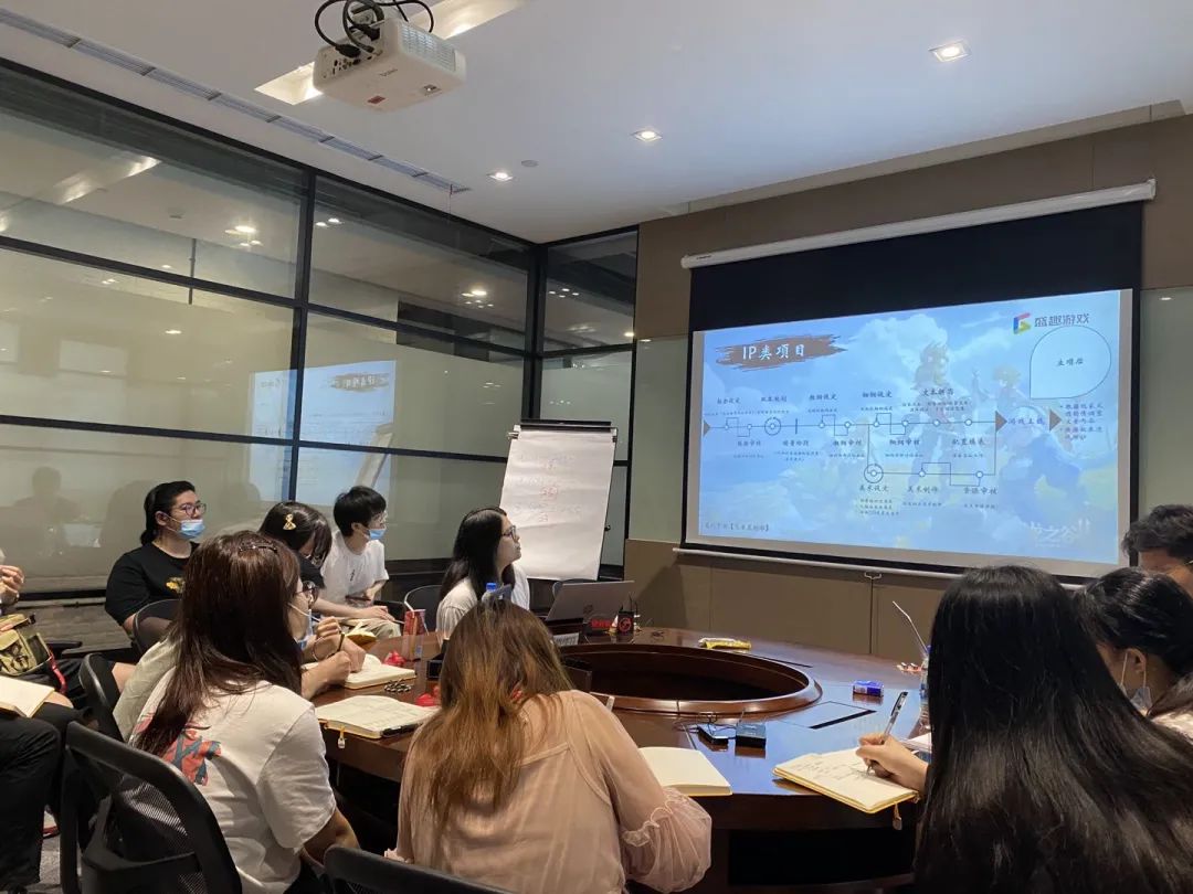 浦东发布 “授人以渔”打通“人才关”！人才缺口60万，张江这家企业却成为行业内的“黄埔军校”