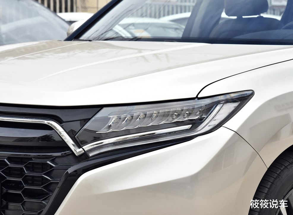 「本田UR-V」本田冠道的“小弟”，2.0T爆272马力，配9AT+四驱，比奥迪Q5L硬朗