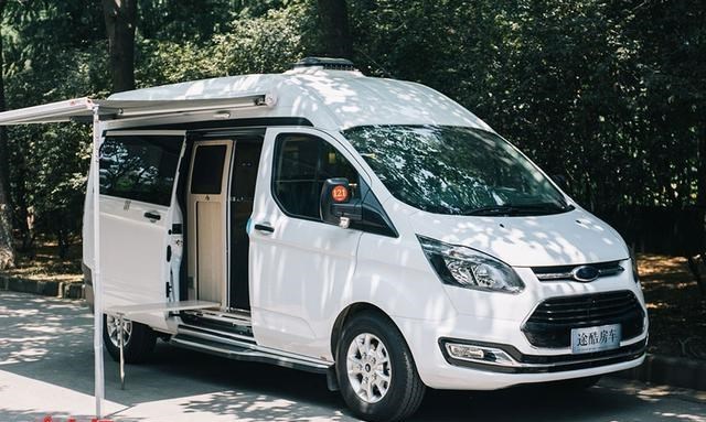 『房车』这款房车看懂的人是真喜欢,集商务、家用、旅行于一体的全能车型