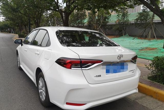 「丰田卡罗拉」13.8万喜提全新卡罗拉,2个月后再开速腾,车主:想说一句实在话