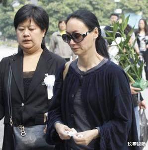 运动 一代武打巨星因减肥猝死在家，坐在沙发对着电视，死亡9天无人知
