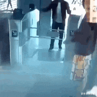 |我相信很多人去车展都不是为了看车，懂得