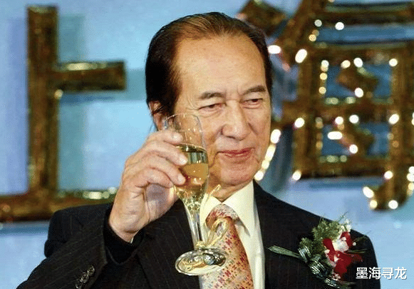 [何鸿燊]赌王何鸿燊去世，才揭开了家族的未解之谜，神秘幼子身份终于揭晓