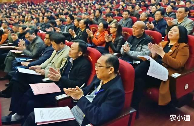 |各级别公务员“晋升年龄表”：过了最佳年龄，后面基本没希望了