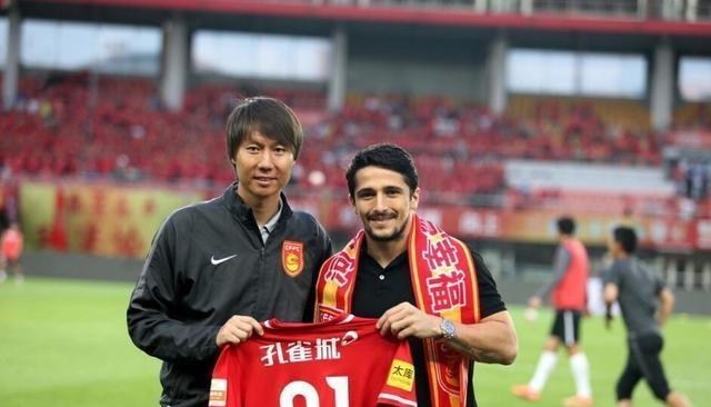 [国足]好消息！主帅李铁亲口承认，又一名归化球员锁定国足！