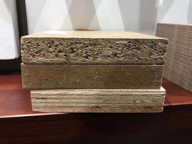 老年小妙招|阳台有必要装柜吗？老婆要装、老公不让，听设计师分析一下吧！