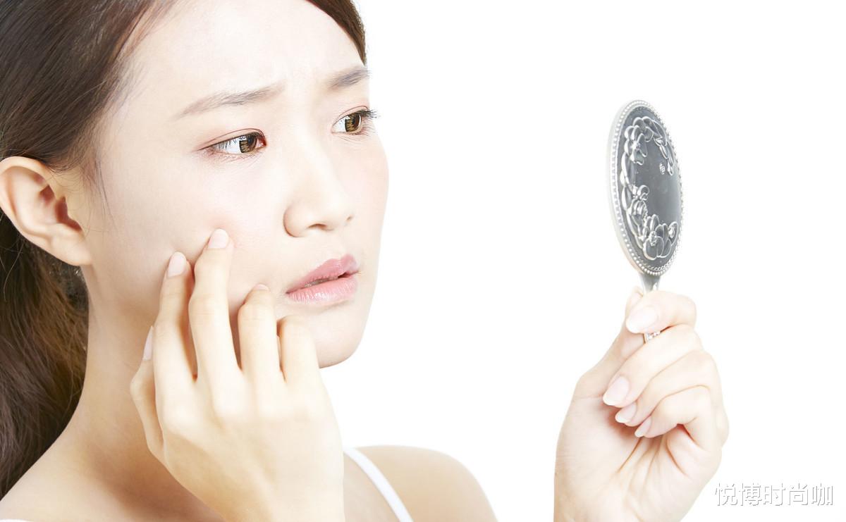 [护肤]给皮肤真正补水的并不是护肤，而是“喝水”？这么多年护肤白涂了