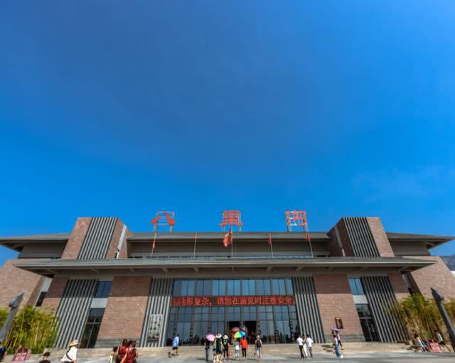 [八里沟]我国最“憋屈”的景区，明明已成5A，却因名字“太土”被人忽视