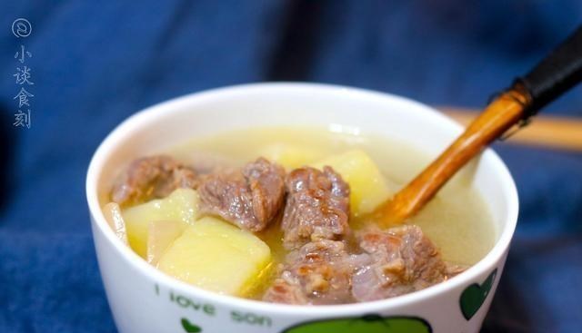 土豆|三伏天，吃鸡鸭鱼肉不如吃它，50元一斤有点贵，但营养高强健体格