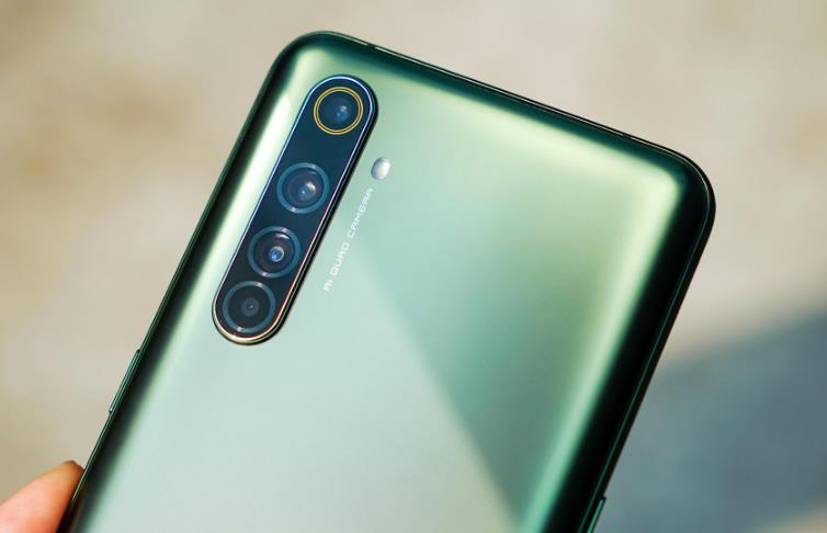 realme X|骁龙865旗舰跌至3099，256GB+电竞屏，还支持65W超级闪充