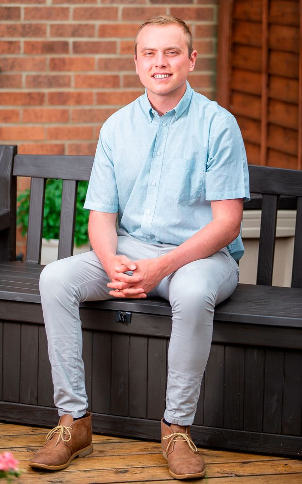 手中的铅笔|奇迹般的移植病人，接受了“放在盒子里活着”的器官后，迎来了梦寐以求的婚礼