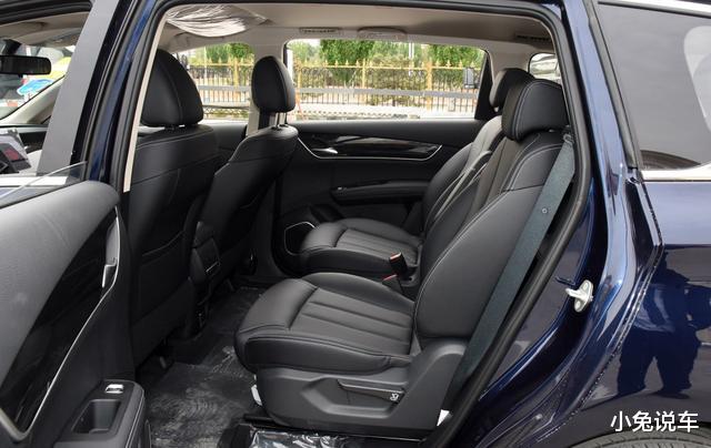 「五菱」成家的男人不要选择SUV，7.99万居家好帮手，比五菱更实用