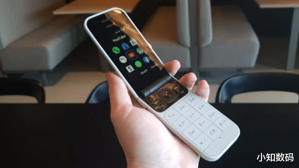 诺基亚|被误认为倒下的手机巨头，一年卖出7000万台，靠功能机活得很滋润