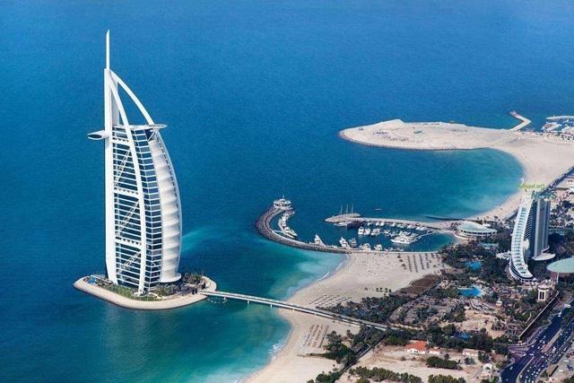 阿聯酋“富有”的城市，經濟是迪拜2倍，人均GDP是迪拜3倍-圖5