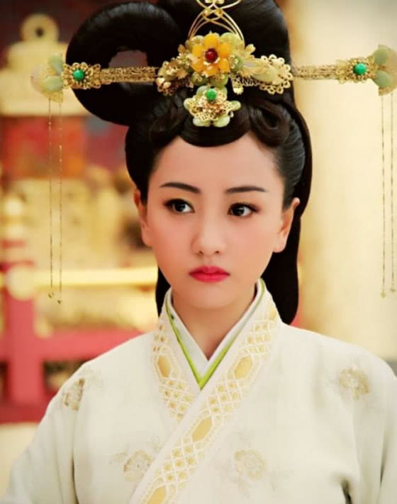 【那英】《延禧攻略2》来袭，女主换成“古典美女”的她？网友：早该这样