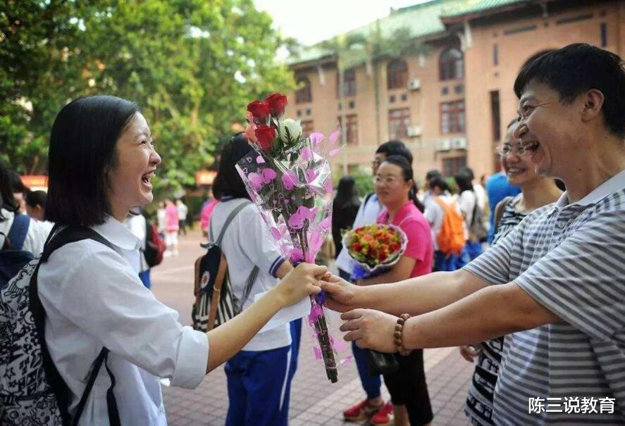 大学|能考上985的学生，基本都有这3大优点，班主任：这也太真实了