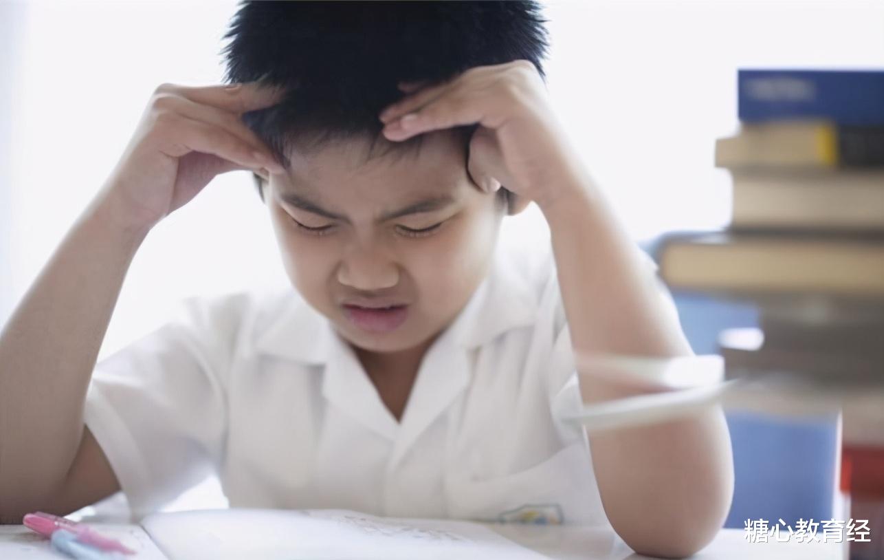 教师|小学生作文《孤独》火了，老师含泪点评：愿你三冬暖，愿你春不寒