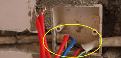 晒晒电路施工的失败案例, 监理看了直摇头, 很多家庭却入了坑