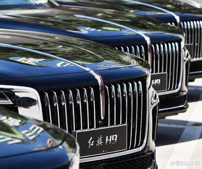 『红旗h9』纯色版“红旗H9”抵达战场，360度无死角，气场媲美“劳斯莱斯”