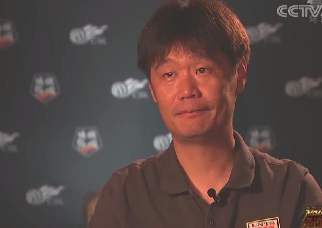 李霄鹏|1500字！李霄鹏直面质疑，一句话让质疑者闭嘴，解释为何固执轮换