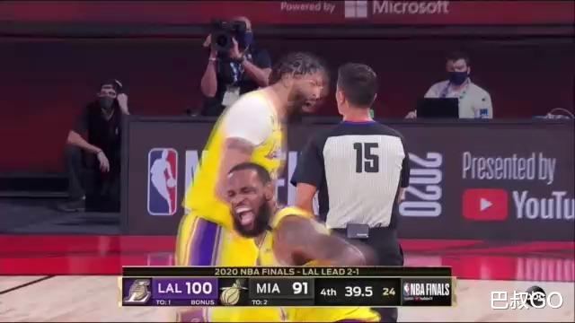 勒布朗·詹姆斯|空砍75+26！巴特勒沮丧离场，老詹赛后发出警告，沃格尔表扬波普