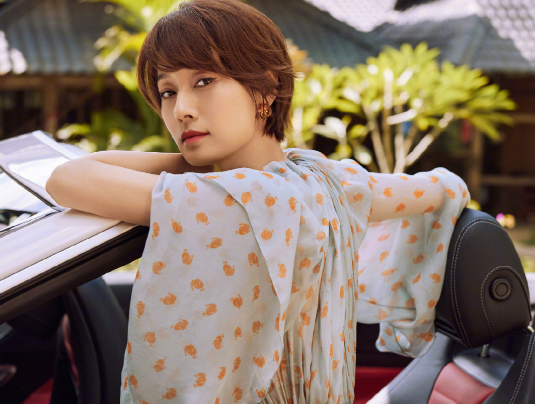 短发|见证一个女人变老，除了越来越深的法令纹，还有越来越短的头发