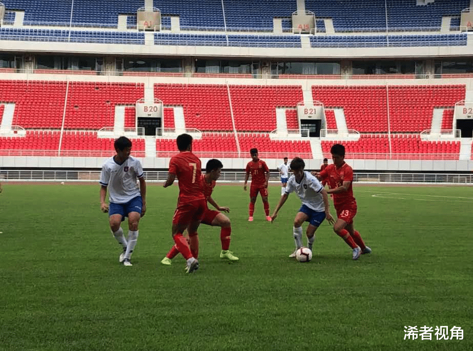 国足■4-0！国足热身赛踢疯了：15分钟狂轰3球，前中超劲旅爆冷遭血洗!