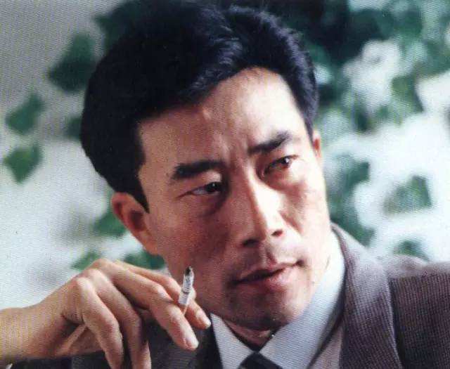 李雪健|史上“最贵”演员!38年拿33个影帝,如今因代言一个广告而自责!