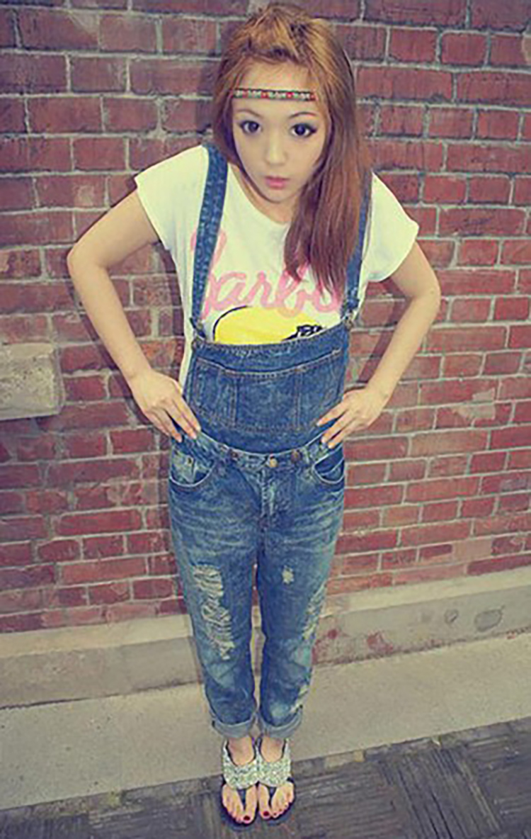 【】穿上背带裤 和爸爸一起去钓鱼