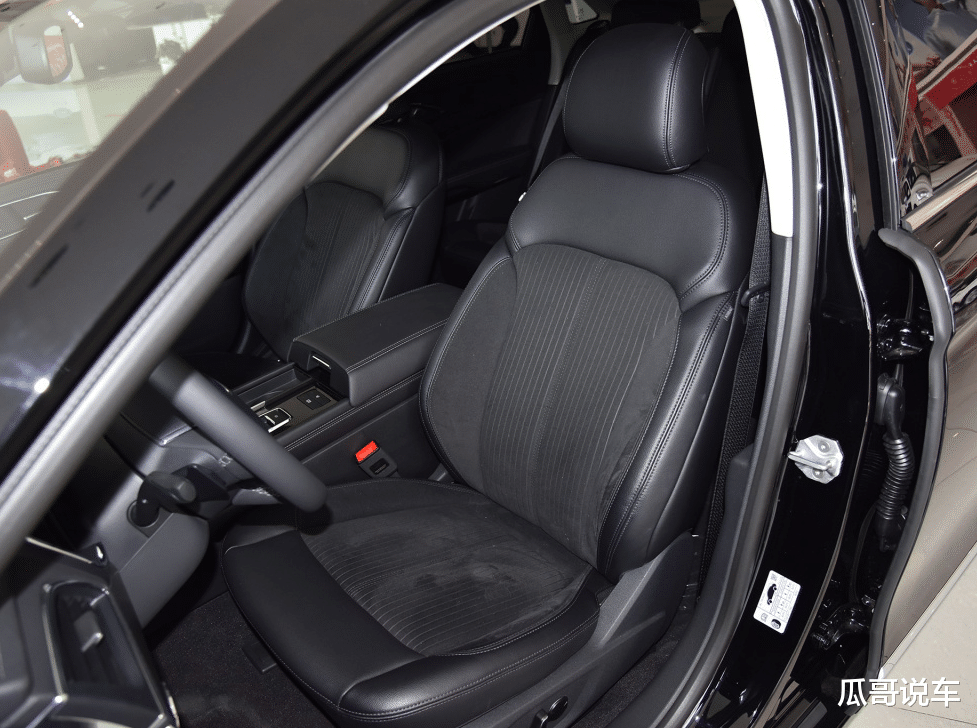 b级车|最落魄的“B级好车”,5米车长,245马力引擎,不到23万却卖不动