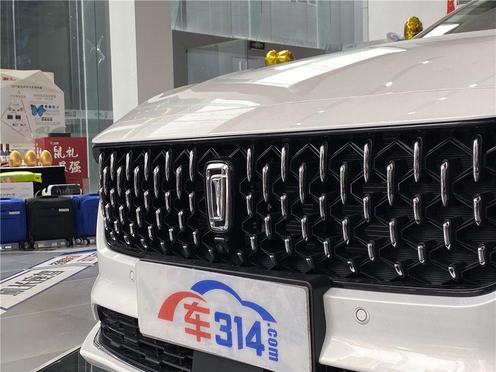 奔腾B70|探店奔腾 颠覆并不容易 何况B70要颠覆的是自己