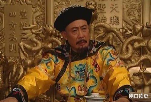 「年羹尧」手握十万精兵的年羹尧,为何不反抗?而被雍正轻易拿下