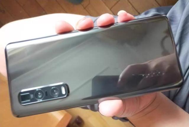 高通骁龙|三款降价的骁龙865旗舰，最高直降千元，还支持65W快充！