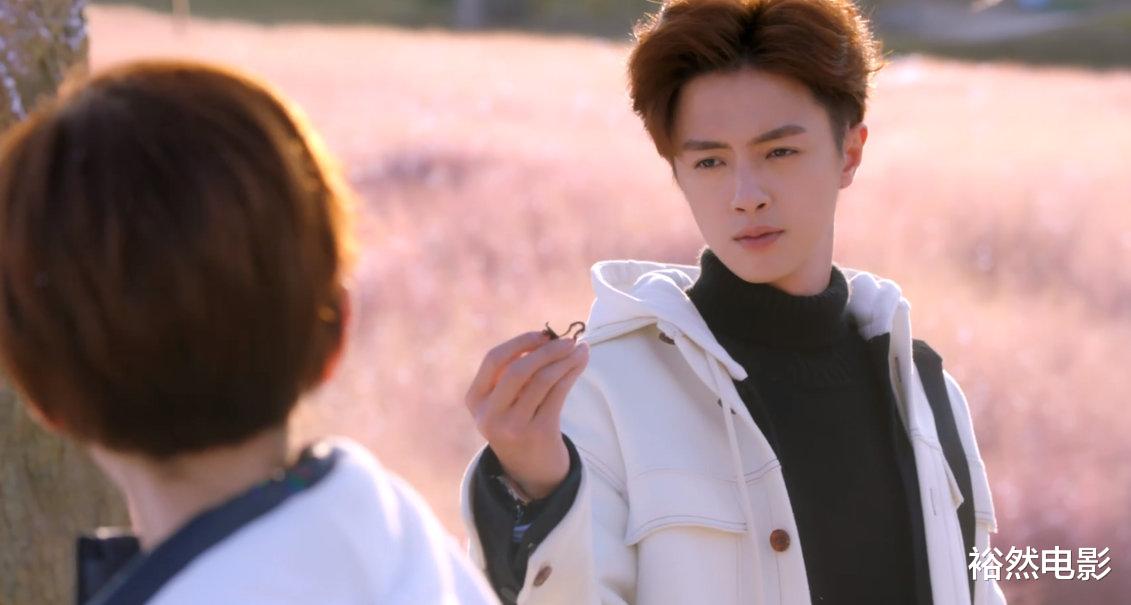 穿盔甲的少女|全网热度冲到第二，这部国产新剧只用了2天