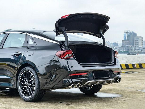 本田雅阁|20万买啥本田雅阁?这合资B级车19万包牌,240马力+8AT,9月上市