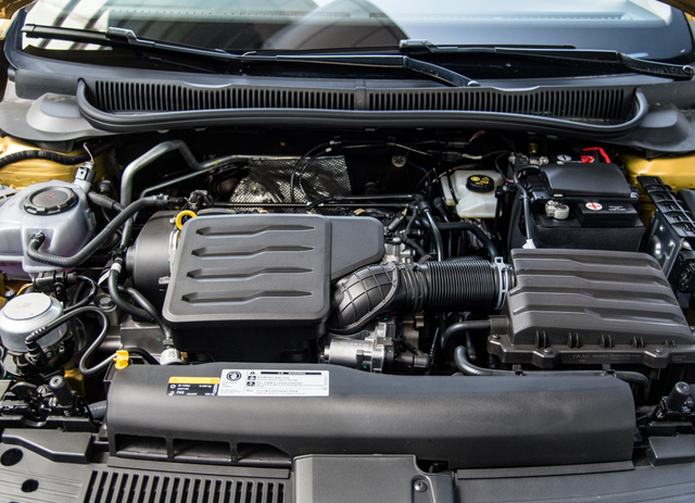 丰田威驰|三款省油耐用的“练手车”，最低6.18万开回家，有颜值，还省油