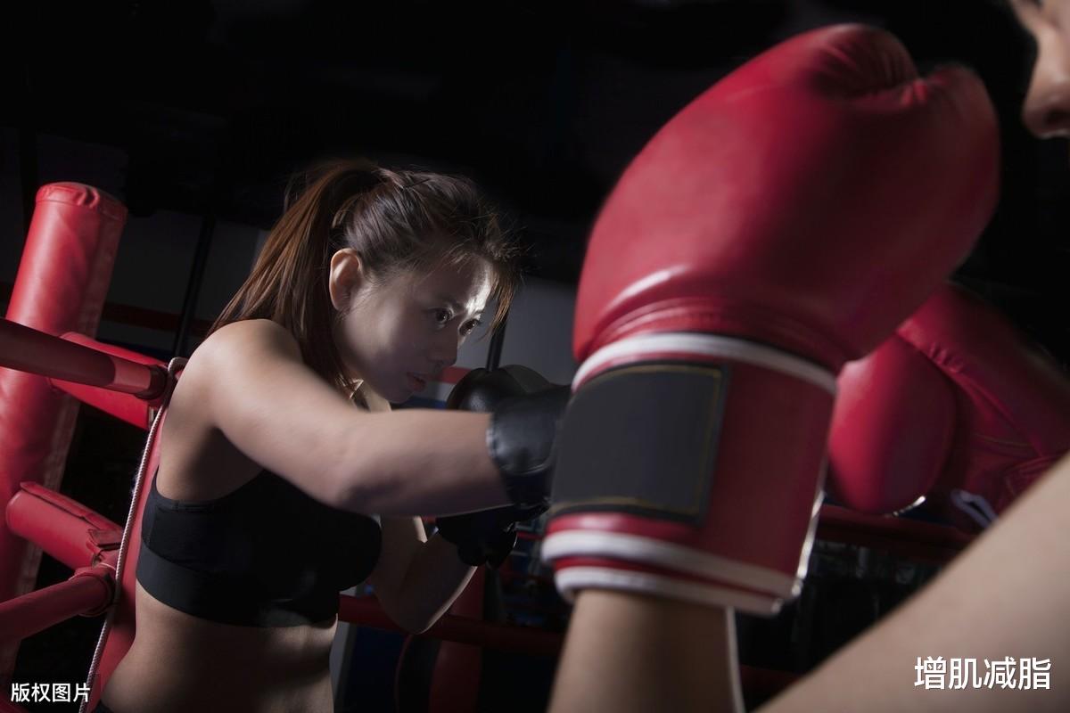 『燃脂』膝盖不好的人，什么运动不伤害关节，还能燃脂减肥？