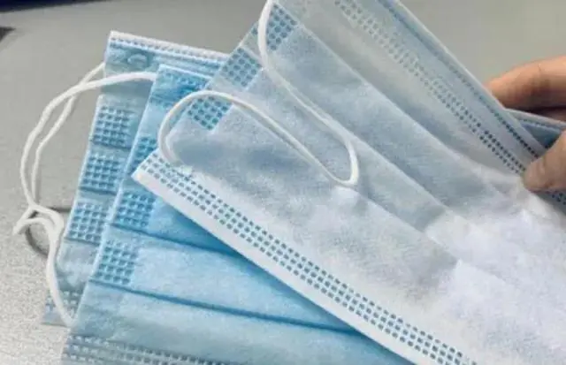 「打新」中国制造的口罩，出口到国外卖多少？说出来你可能不信