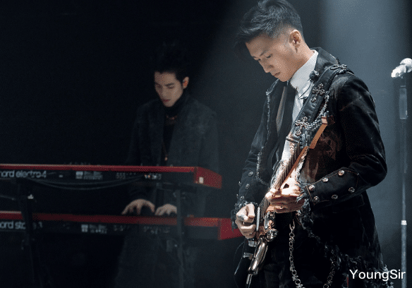 『杨乃文』我们的乐队《隔壁泰山》在节目中的演绎的可圈可点,值得安利