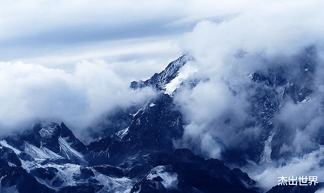珠穆朗玛峰@珠穆朗玛峰早被登顶，为何玉龙雪山至今无人登顶？今天算明白了