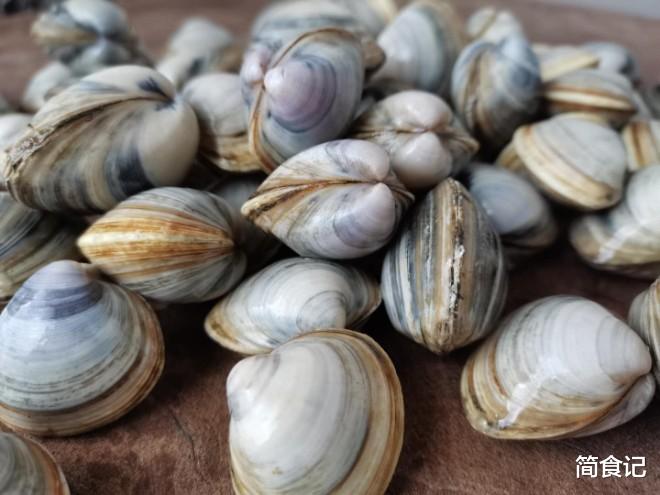 #蛤蜊#洗蛤蜊时，只放盐是大错特错！多加这3样，蛤蜊疯狂吐沙，拦不住