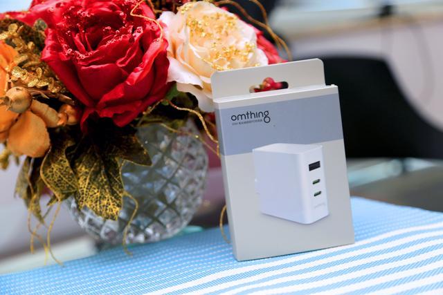 荣耀|GaN市场杀出个陈咬金,最高65W还送线,普及时代即将来临?