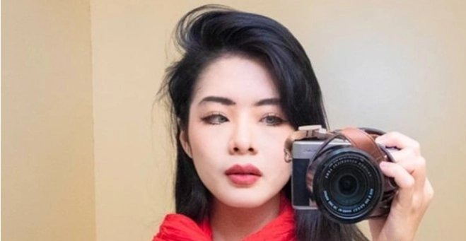 『许可馨』又一个个许可馨，国科大硕士生辱华！