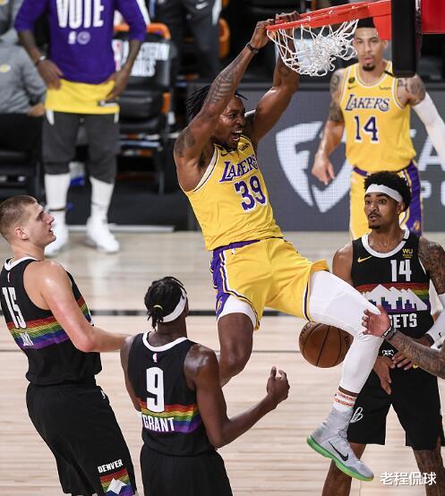 德怀特·霍华德|霍华德首发砍两双，送暴力补扣梦回巅峰，为何湖人末节却弃用他