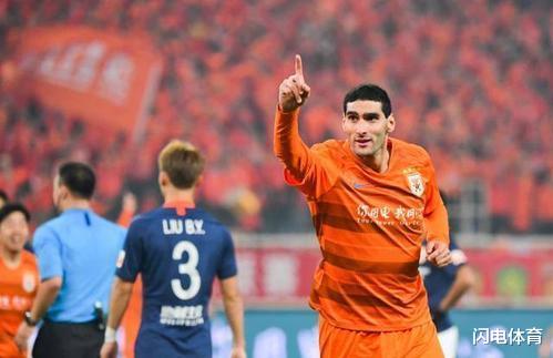 山东鲁能|鲁能热身赛4-1人和，费莱尼打进两球，卡达尔正式归来